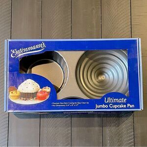 NWT! Entenmann’s, Giant, Non-Stick, Cupcake Pan. 15.4 x 8 x 3.7 inches.